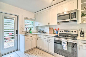 Retreat Half-Mile to Beach and Siesta Key Village